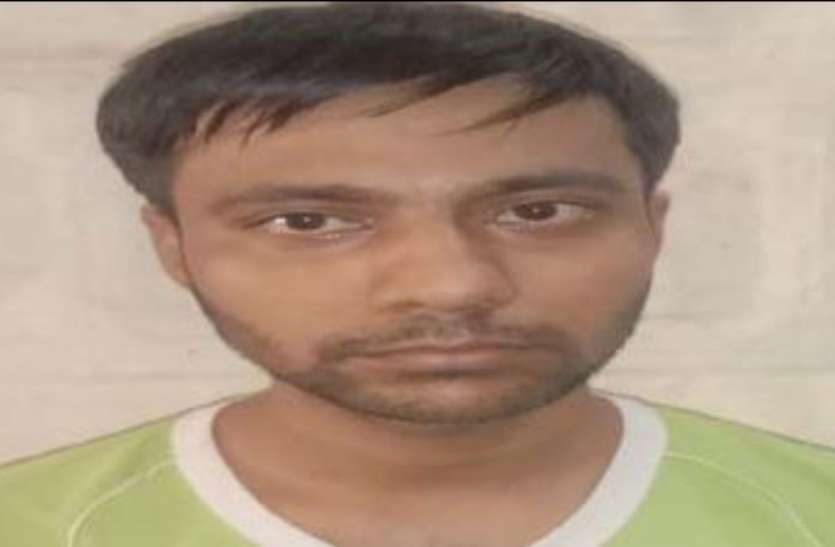 मेडिकल कॉलेज में दाखिला दिलाने के नाम पर दोस्त ने की धोखाधड़ी मेडिकल कॉलेज में दाखिला दिलाने के नाम पर दोस्त ने की धोखाधड़ी