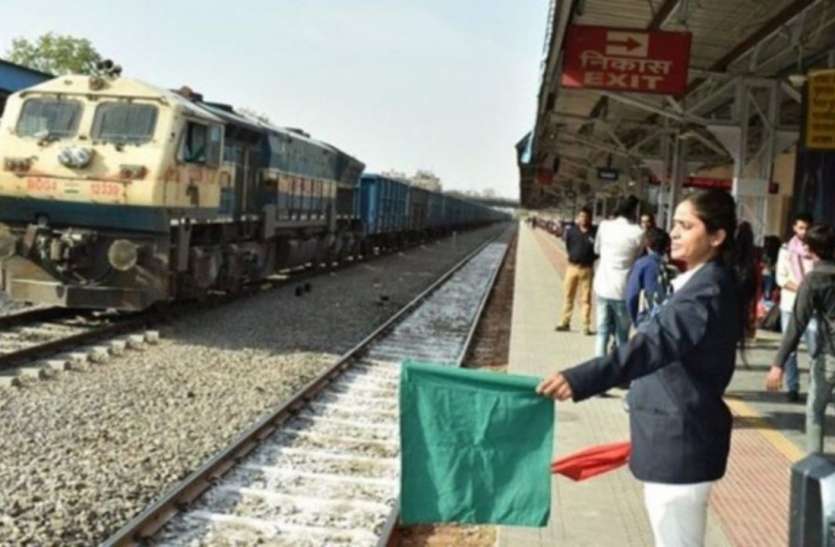 Railways will run 392 special trains during festive season, See list फेस्टिव सीजन में रेलवे चलाएगा 392 Special Train, जनिए आपके शहर में चलेगी कौन सी ट्रेन