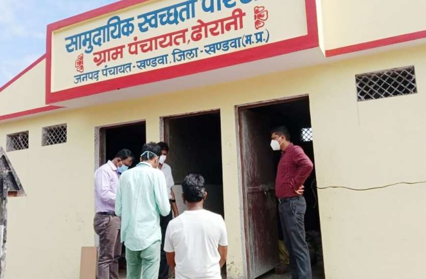 सचिव का वेतन काटा, सहायक सचिव की सेवा समाप्त सचिव का वेतन काटा, सहायक सचिव की सेवा समाप्त