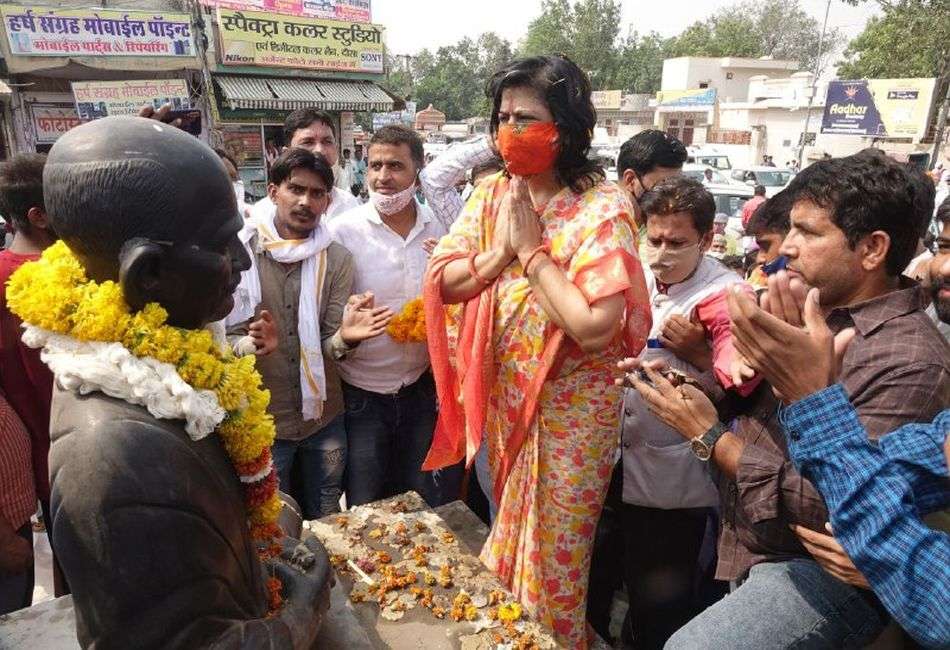 महिलाओं के खिलाफ हो रहे अत्याचारों को पार्टी प्रमुखता से उठाएगी-अलका