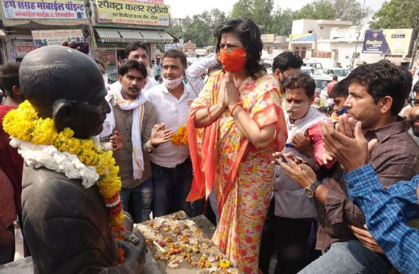 महिलाओं के खिलाफ हो रहे अत्याचारों को पार्टी प्रमुखता से उठाएगी-अलका महिलाओं के खिलाफ हो रहे अत्याचारों को पार्टी प्रमुखता से उठाएगी-अलका
