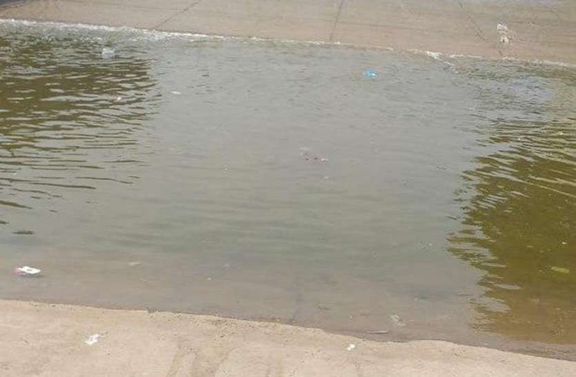 कोटा बैराज से चंबल नहर में छोड़ा पानी आया श्योपुर कोटा बैराज से चंबल नहर में छोड़ा पानी आया श्योपुर