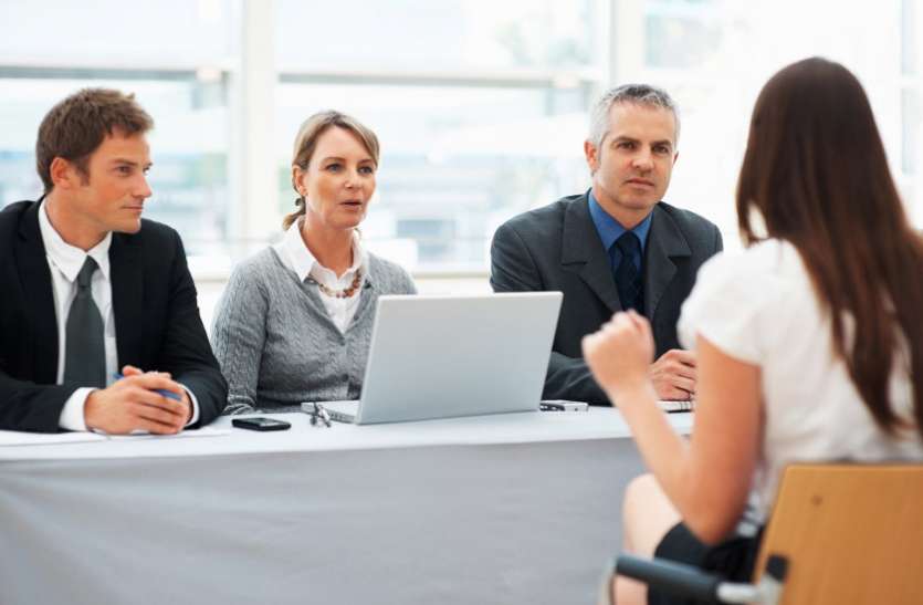 interview tips in hindi वर्चुअल मीटिंग्स के दौरान बॉडी लैंग्वेज का रखें खास ध्यान, ये हैं आसान टिप्स
