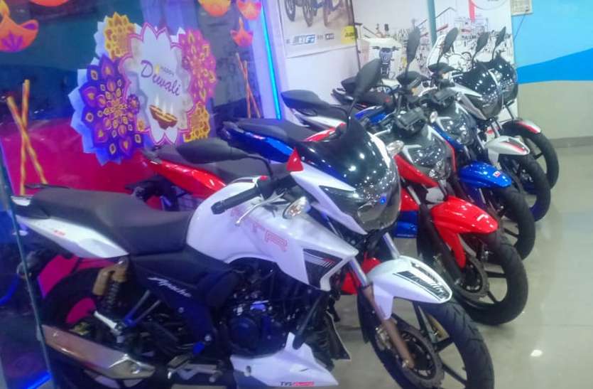 Two wheeler कोरोना संकट काल में बदली परिस्थियों के बाद दोपहिया वाहन बाजार में लौटेगी रौनक