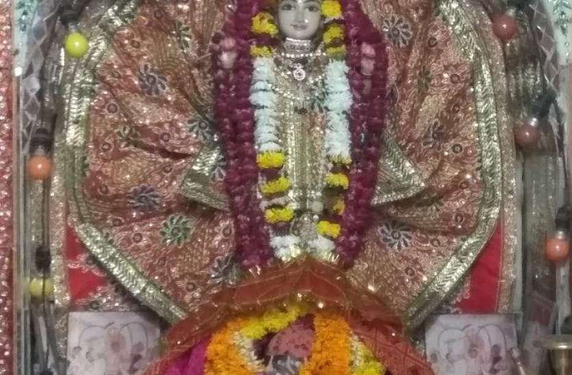 नवरात्र नवरात्र में मां भगवती को नौ दिन चढ़ाएं ये भोग, मिलेगा आशीर्वाद पूरी होंगी मनोकामनाएं