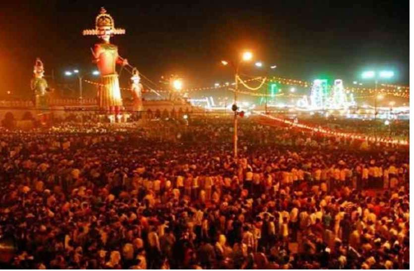 Punjabi Dussehra (File photo) कोरोना का कहरः इस बार नहीं मनाया जाएगा दशहरा