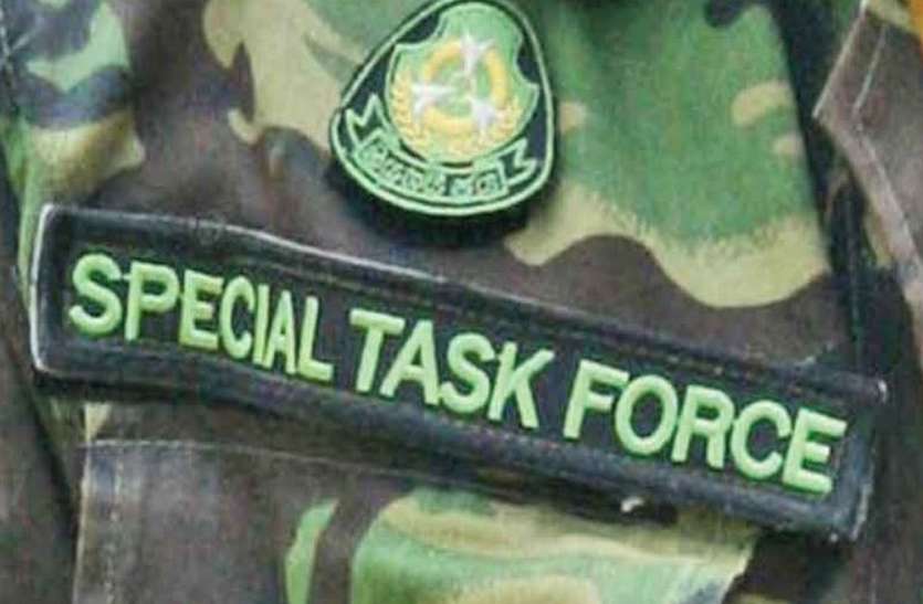STF हाथरस मामला: गैंगरेप के बाद अब दंगा भड़काने की साजिश की भी जांच एसटीएफ को सौंपी गई