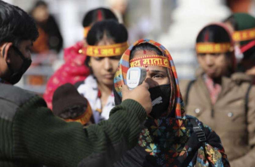 vaisno_devi_yatra.jpg कोरोना नेगेटिव रिपोर्ट लेकर आने वाले श्रद्घालु ही कर सकेंगे मां वैष्णो देवी के दर्शन, जारी हुईं गाइडलाइन