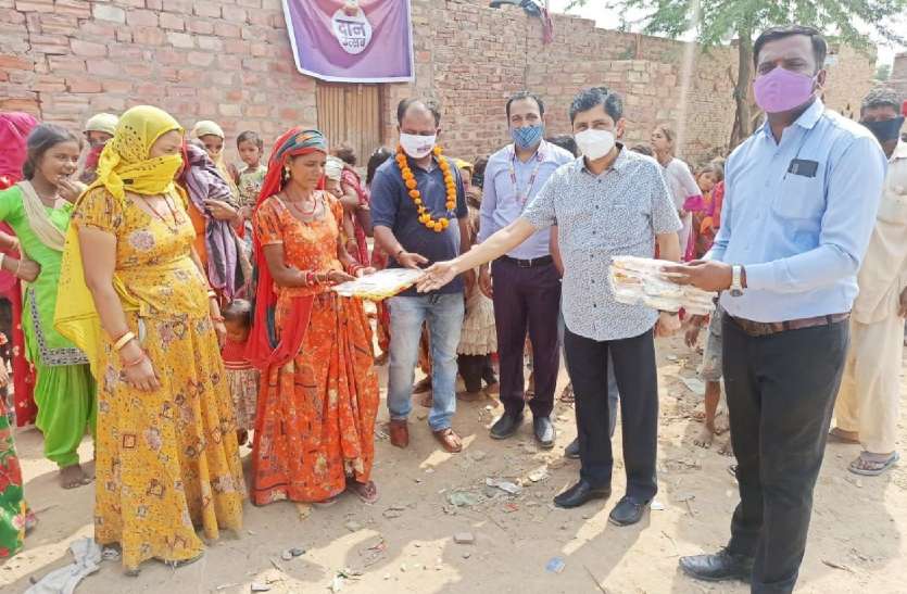 नाचना में कोरोना जागरुकता कार्यक्रम का आयोजन, निकाली पदयात्रा नाचना में कोरोना जागरुकता कार्यक्रम का आयोजन, निकाली पदयात्रा