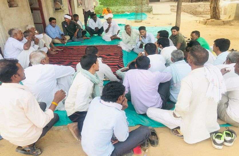 MLA - ये विधायक उठाएंगे अनाथ हुए नाबालिग बच्चों की पढ़ाई का ख़र्चा MLA - ये विधायक उठाएंगे अनाथ हुए नाबालिग बच्चों की पढ़ाई का ख़र्चा