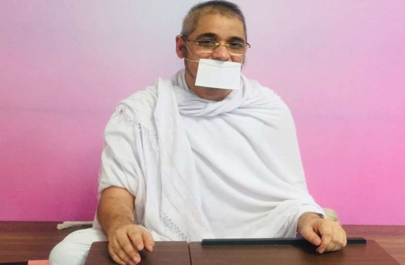samkit_new.jpg युवा पीढ़ी को भ्रष्ट करने में मोबाइल की अहम भूमिका: डॉ. समकित मुनि