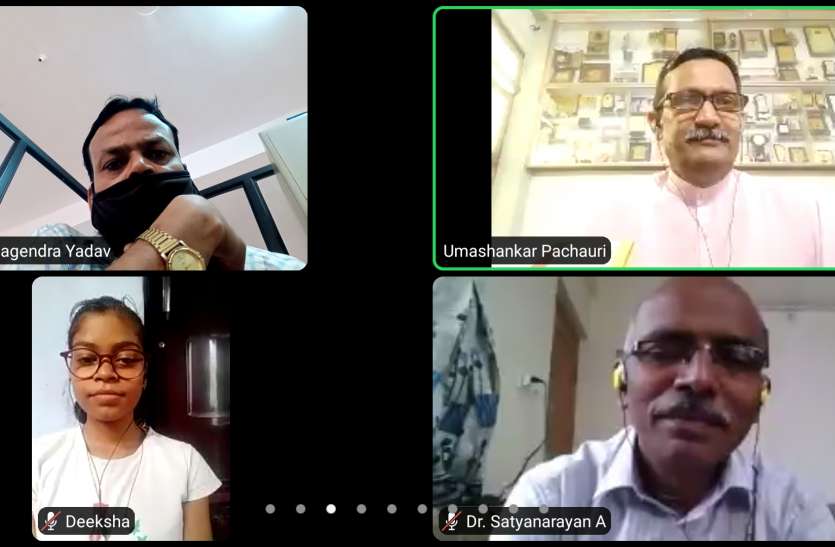 संस्कारित एवं अनुशासित छात्र ही जीवन में पाते हैं सफ लता संस्कारित एवं अनुशासित छात्र ही जीवन में पाते हैं सफ लता