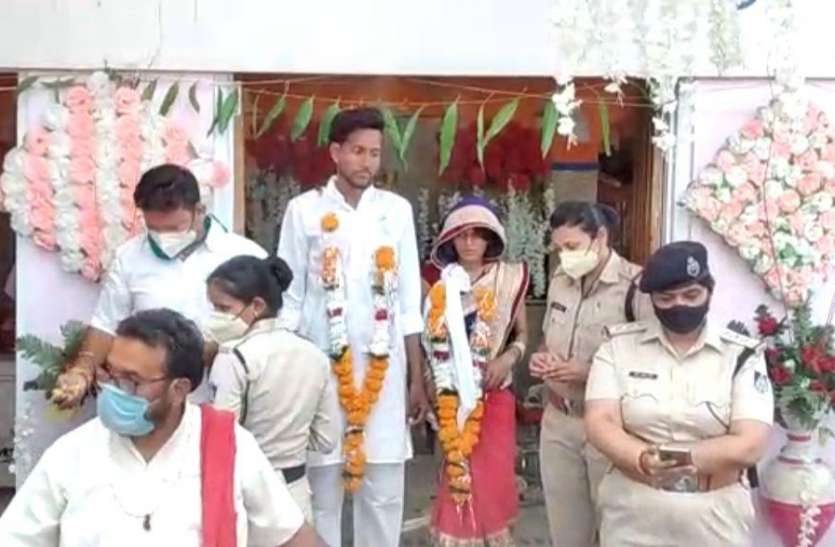 Unique wedding in jabalpur.jpg जबलपुर में हुई अनोखी शादी, पुलिस बने घराती