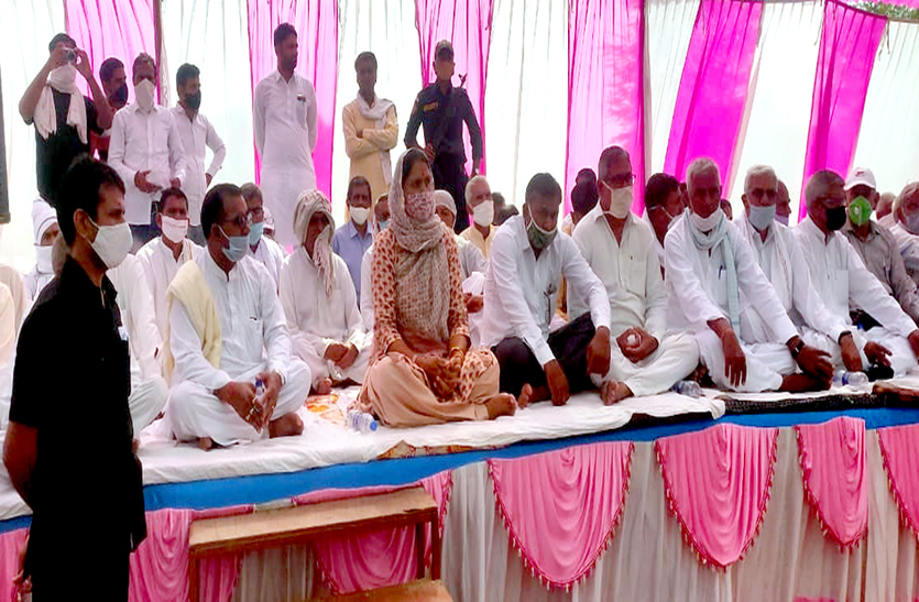 पत्थरों-गोलियों से डरने वाले नहीं पत्थरों-गोलियों से डरने वाले नहीं