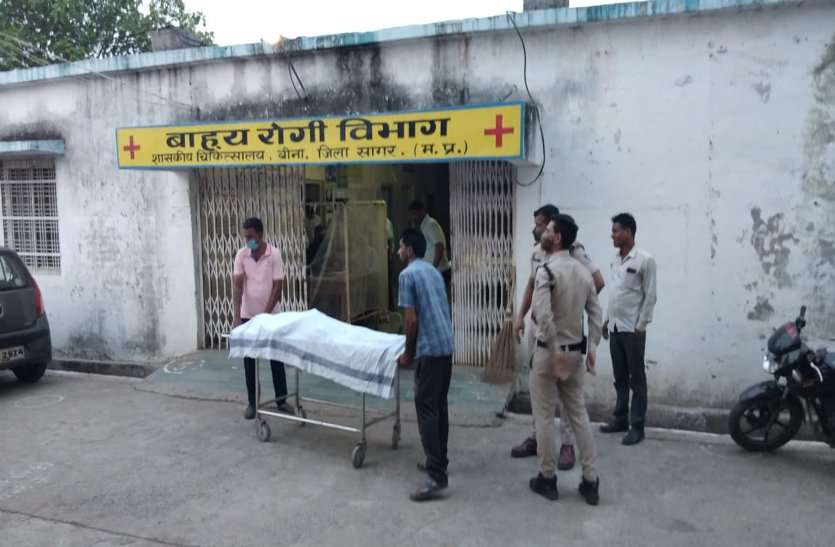 Two people killed, five injured due to electric shock while keeping transformers ट्रांसफॉर्मर रखते समय करंट लगने से दो लोगों की मौत, पांच घायल