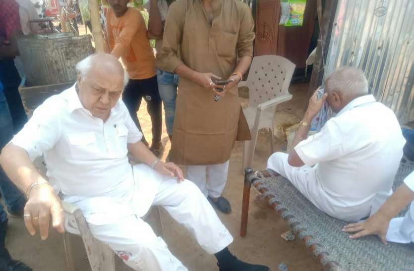 former minister Balendra Shukla injured in road accident