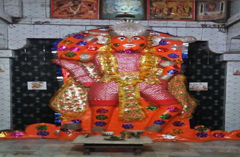 करौली में सबसे ऊंची प्रतिमा के लिए प्रसिद्ध है यह हनुमान मंदिर...यह है इतिहास करौली में सबसे ऊंची प्रतिमा के लिए प्रसिद्ध है यह हनुमान मंदिर...यह है इतिहास
