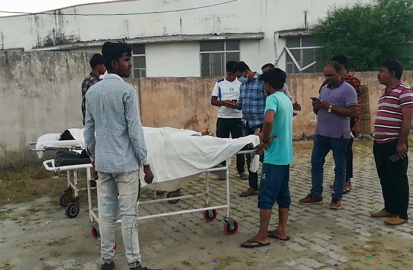 two farmers died due to lightning fall in pratapgarh rajasthan प्रतापगढ़ के कई इलाकों में जमकर हुई बारिश, आकाशीय बिजली गिरने से दो किसानों की मौत