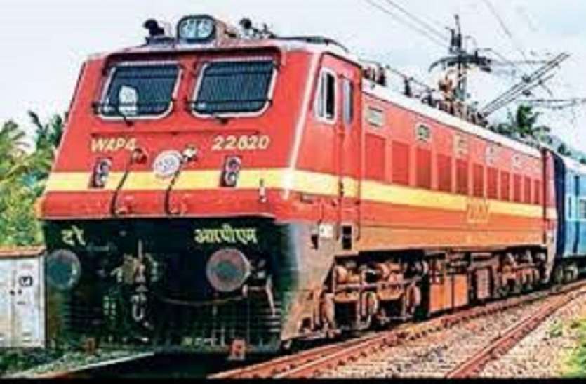 superfast train ट्रेनों में वेटिंग, दिवाली, छठ पूजा फिर शादी के शुभ मुहूर्त, कन्फर्म टिकट मिलना मुश्किल