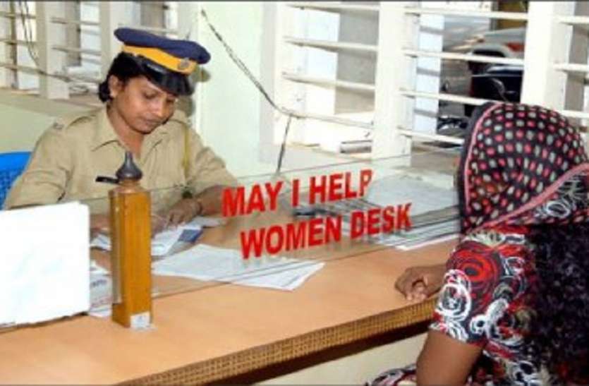 up_police.jpg अब थानों से गुम नहीं हाेंगे शिकायती पत्र, थाने आने वाले हर फरियादी काे मिलेगी रिसीविंग, जानिए नया नियम