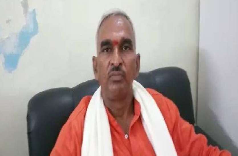बलिया गोलीकांड : विधायक सुरेंद्र सिंह को भाजपा का नोटिस बलिया गोलीकांड : विधायक सुरेंद्र सिंह को भाजपा का नोटिस