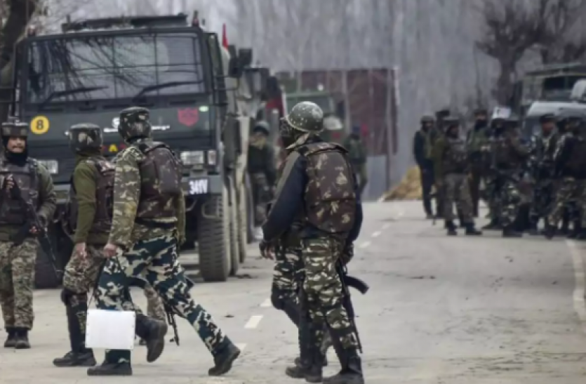 terror.png Jammu-Kashmir : पुलवामा में सुरक्षा बलों पर आतांकी हमला, सीआरपीएफ का एक जवान घायल