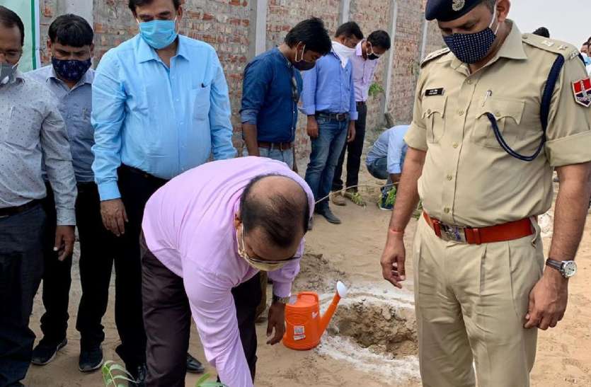 फतेहगढ़ में निर्माणाधीन पॉवर ग्रिड ने किया आगाज फतेहगढ़ में निर्माणाधीन पॉवर ग्रिड ने किया आगाज