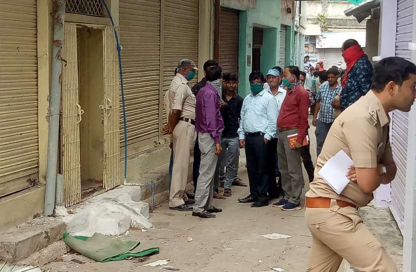 विस्फोट: भांडेर के सराफा बाजार में हुई दर्दनाक घटना Three-storey house turned into rubble, three killed, news in hindi, mp news, datia news मलबे में बदला तीन मंजिला मकान,तीन की मौत