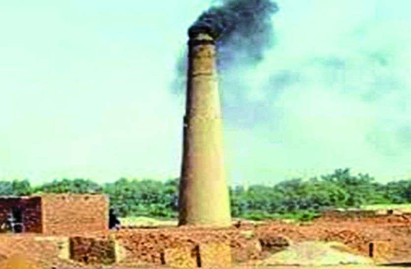 घुलने लगा हवाओं में जहर घुलने लगा हवाओं में जहर