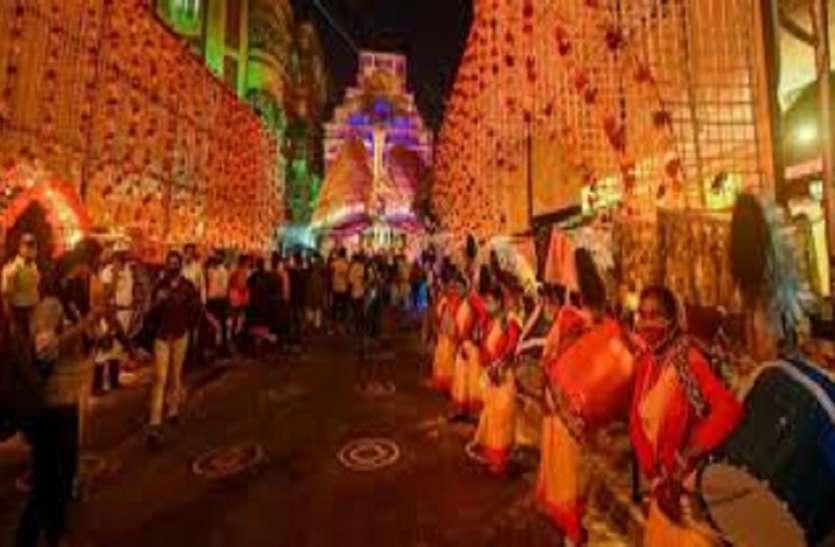 WEST BENGAL DURGA-PUJA-पूजा पंडाल के पास लगेंगे बड़े स्क्रीन WEST BENGAL DURGA-PUJA-पूजा पंडाल के पास लगेंगे बड़े स्क्रीन