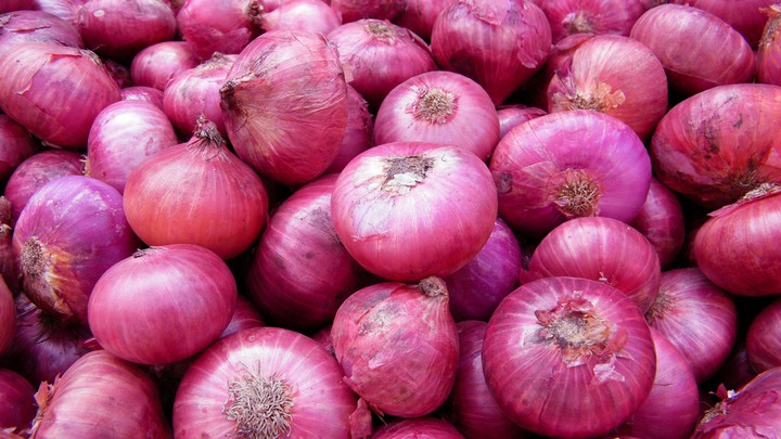 Onion price reached 80 rupees per kg