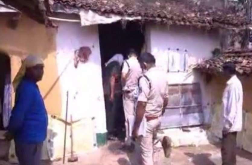 गहरी नींद में सो रहे जवान बेटे की सब्बल से मारकर बुजुर्ग पिता ने की हत्या, पुलिस को कहा नशे की आदत से परेशान था साहब गहरी नींद में सो रहे जवान बेटे की सब्बल से मारकर बुजुर्ग पिता ने की हत्या, पुलिस से कहा नशे की आदत से परेशान था साहब