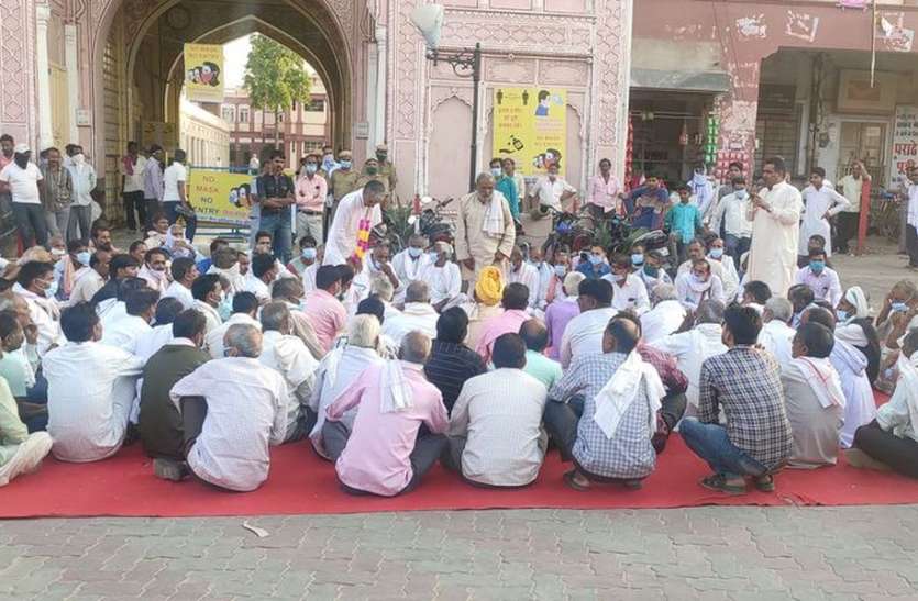 नव निर्वाचित सरपंचों ने छेड़ी नशे के खिलाफ मुहिम नव निर्वाचित सरपंचों ने छेड़ी नशे के खिलाफ मुहिम