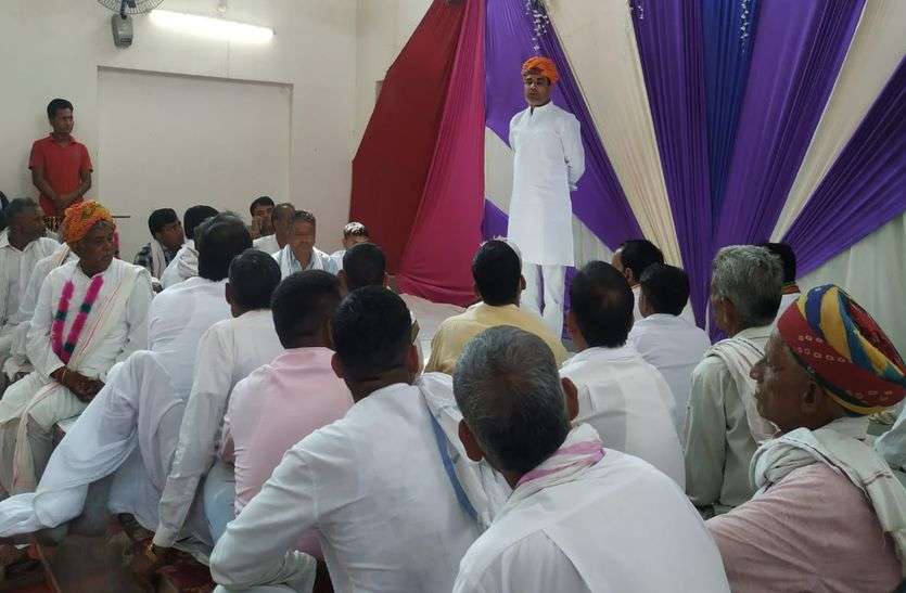 Ramdeen Singh becomes Sarpanch Sangh president, MLA Malinga रामदीन सिंह बने सरपंच संघ अध्यक्ष,पहुंचे विधायक मलिंगा