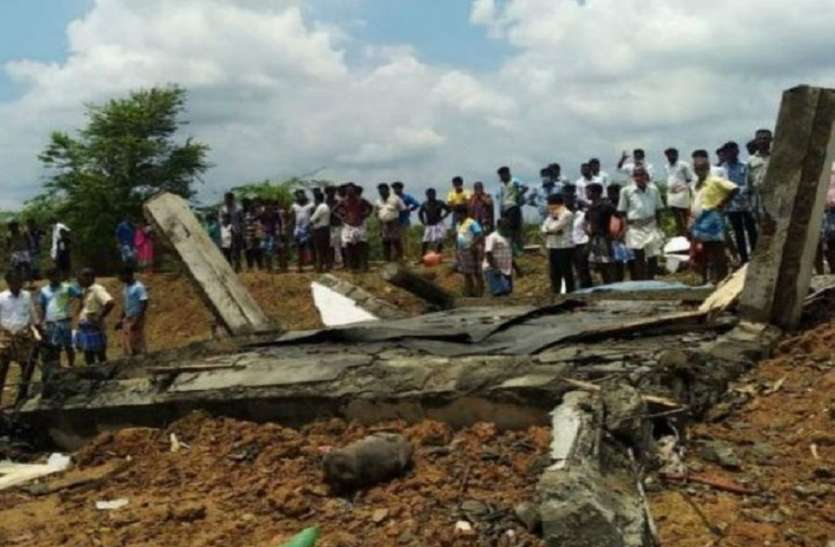 Five killed, three injured in firecracker unit explosion near Madurai तमिलनाडु : मदुरै की पटाखा इकाई में धमाका, 5 महिलाओं की मौत