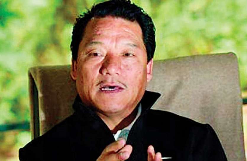 गोजमुमो नेता गुरुंग को लेकर राजनीति तेज गोजमुमो नेता गुरुंग को लेकर राजनीति तेज
