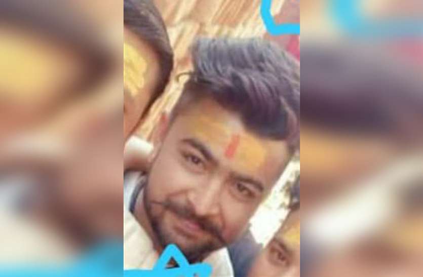 love-jihad.jpg कथित लव जिहाद मामले में पुलिस के हाथ लगे अहम सुराग, छात्रा के साथ इस शहर में है बिलाल