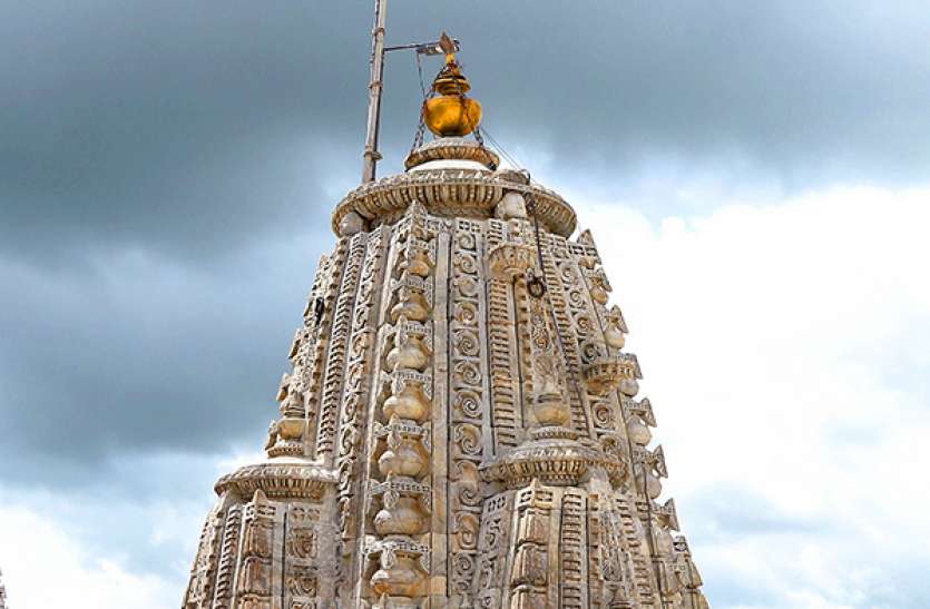 केसरियानाथ जी का मंदिर भगवान केसरियाजी के ऑनलाइन दान पेटी में 5620 ही दान आया