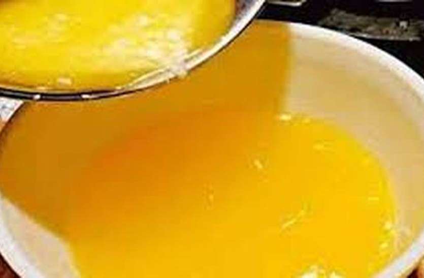 नकली घी के अवैध कारोबार का भण्डाफोड़ नकली घी के अवैध कारोबार का भण्डाफोड़