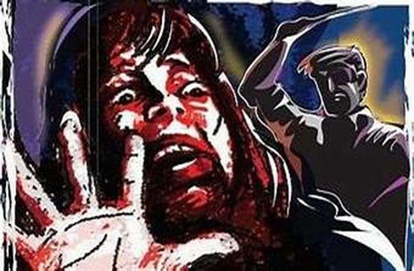 Attempt to rape teenager by showing fear of desi katta देसी कट्टे से भय दिखा कर किशोरी से दुष्कर्म का प्रयास