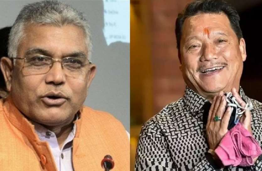 Power Politics: जहां मुख्यमंत्री के सामने आत्मसमर्पण करने वालों को मिलती है आजादी Power Politics: जहां मुख्यमंत्री के सामने आत्मसमर्पण करने वालों को मिलती है आजादी