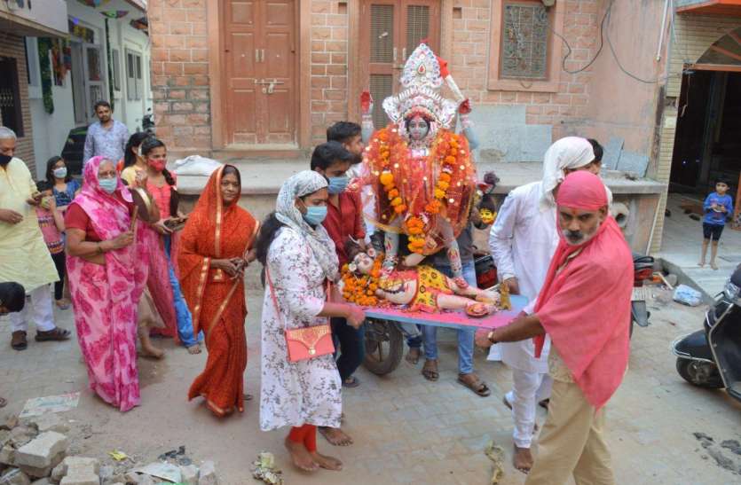 navratra 2020: शक्ति आराधकों ने किया उद्यापन, श्रीराम नवमी व दशहरा एक साथ मनाया navratra 2020: शक्ति आराधकों ने किया उद्यापन, श्रीराम नवमी व दशहरा एक साथ मनाया