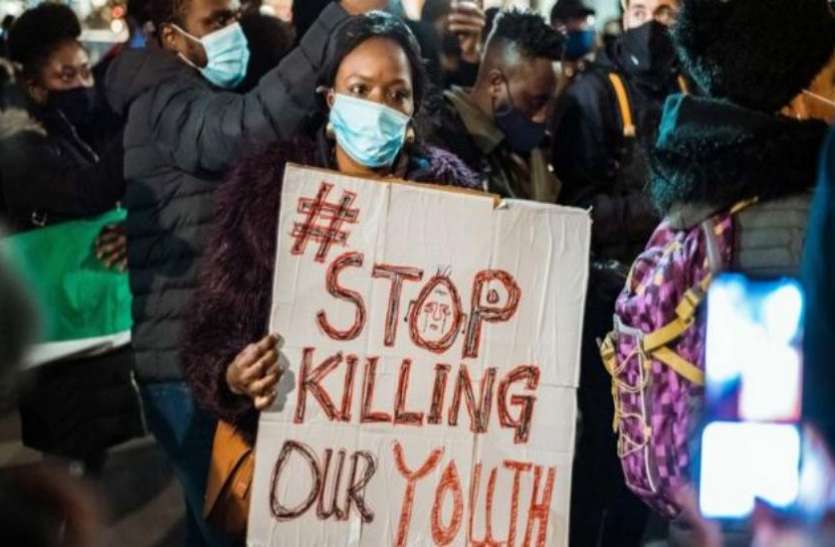 protest_in_nigeria.jpg नाइजीरिया: पुलिस प्रमुख का बड़ा फैसला, प्रदर्शनकारियों से सख्ती के साथ निपटने के दिए निर्देश