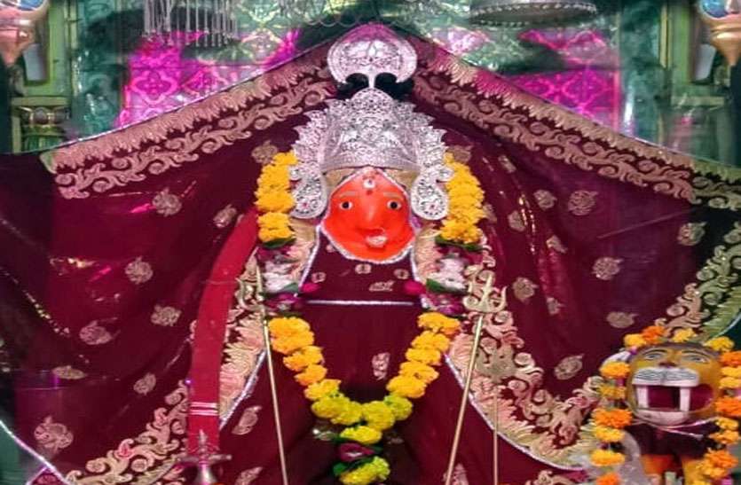 देवी दर्शन- काली पहाड़ी की तलहटी में स्थित है प्राचीन ब्रह्माणी माता का मंदिर देवी दर्शन- काली पहाड़ी की तलहटी में स्थित है प्राचीन ब्रह्माणी माता का मंदिर
