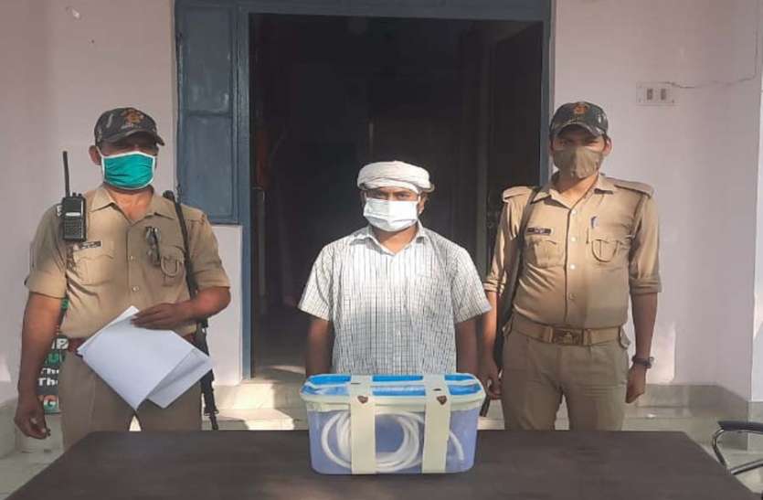 azamgarh craim आजमगढ़ में भी अस्पताल से वेंटिलेटर चोरी, बीएचयू ट्राॅमा सेंटर केे बाद दूसरी घटना, रिपेयर के बहाने हाॅस्पिटल में घुसा था युवक