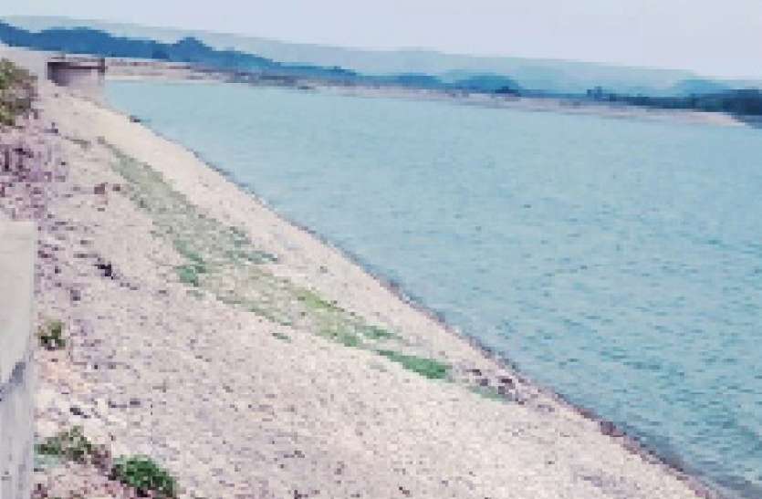 बांधों का पानी नहरों में प्रवाहित की तिथियां तय बांधों का पानी नहरों में प्रवाहित की तिथियां तय