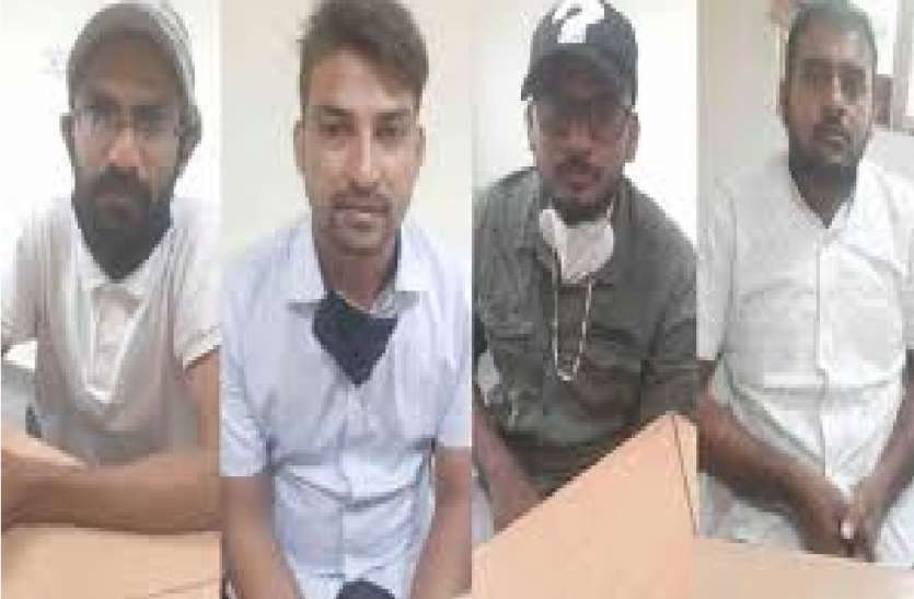 1_5_6442267_835x547-m.jpg यूपी में हिंसा भड़काने की साजिश रचने वालों पर एसटीएफ का शिकंजा, इस जिलों में भी होगी जांच