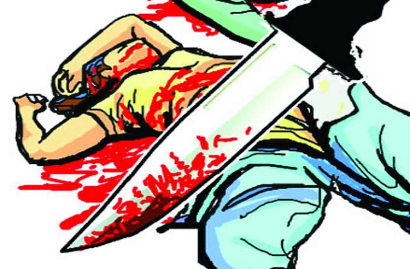 मारने आया था चचेरे भाई को, नहीं मिला तो कर दी चाची की हत्या मारने आया था चचेरे भाई को, नहीं मिला तो कर दी चाची की हत्या