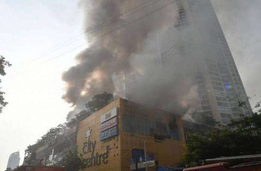 Blaze at Mumbai city mall finally put out 56 घंटे बाद मुंबई के मॉल में लगी आग पर पाया गया काबू, गुरुवार को लगी थी भीषण आग