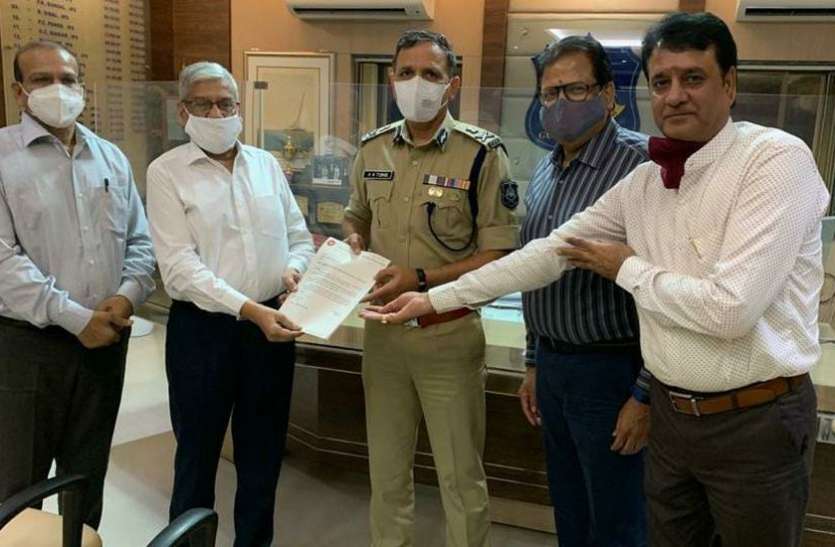 SURAT KAPDA MANDI: शहर पुलिस आयुक्त से की एसआईटी के गठन मांग SURAT KAPDA MANDI: शहर पुलिस आयुक्त से की एसआईटी के गठन मांग